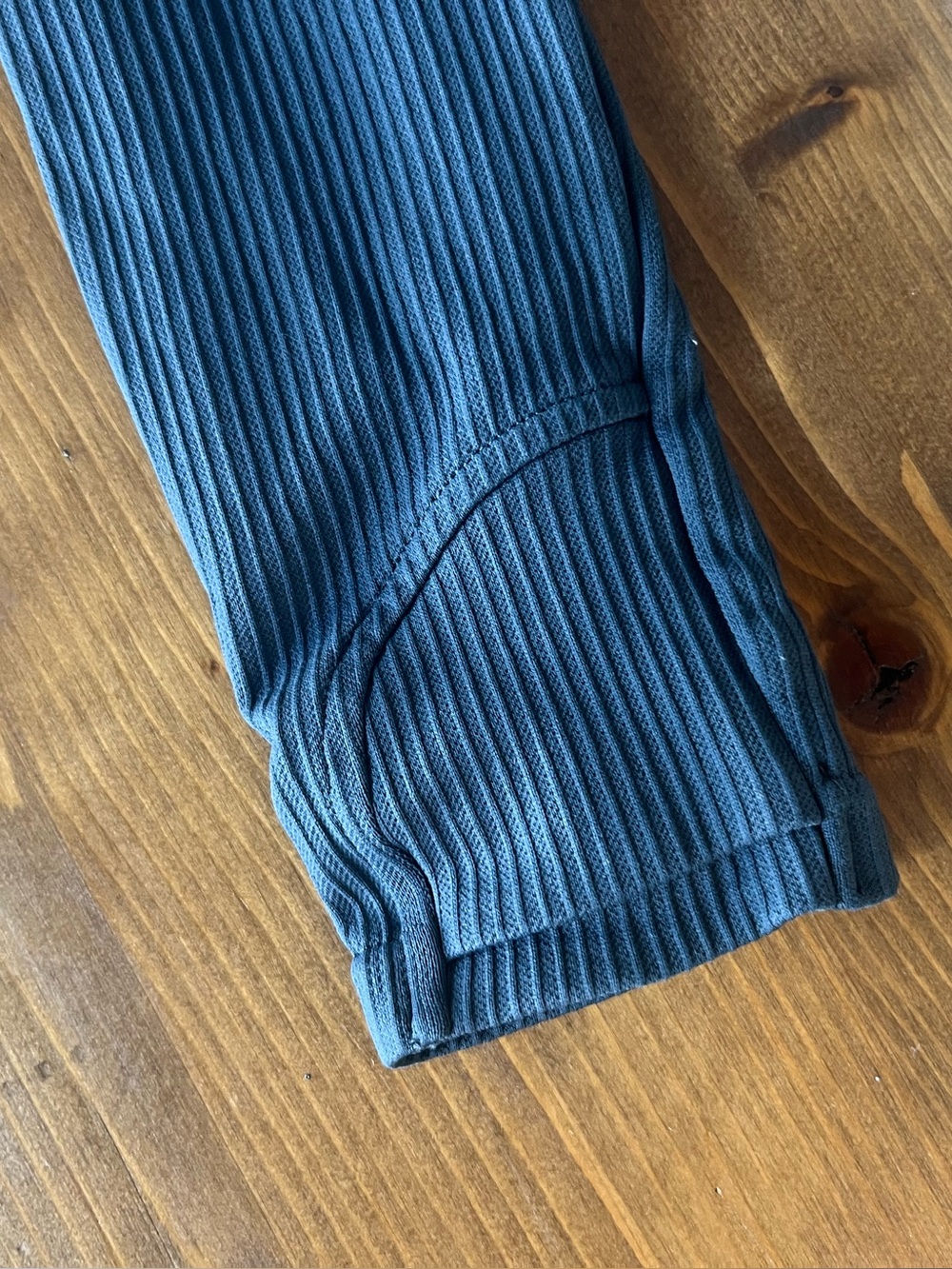 Athleta Ribbed Long-Sleeve Pullover Top - Picture 5 of 6